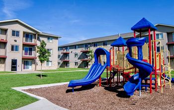 Dominium-Somerset Properties-Exterior